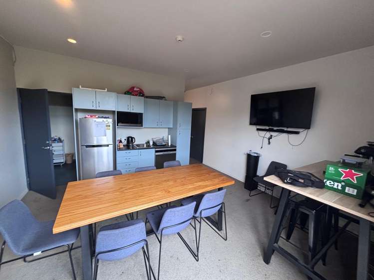 17/16 Jamaica Drive Grenada North_4