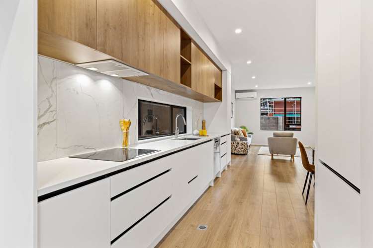 2 Whakatere Lane Hobsonville_5