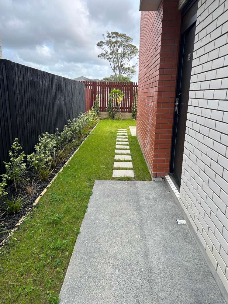1/6 Treasure Lane Te Atatu South_15