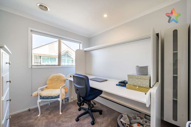 23 Latimer Way Petone_11