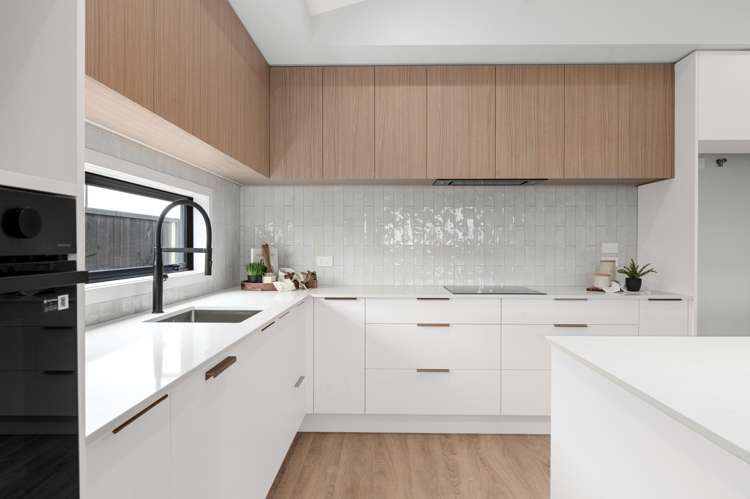 17 Te Whata Street_4