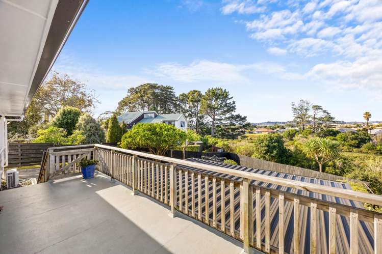 120 Ennis Avenue Pakuranga Heights_13