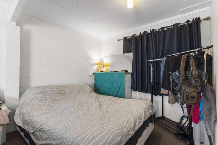 4 Sikkim Crescent Clover Park_21