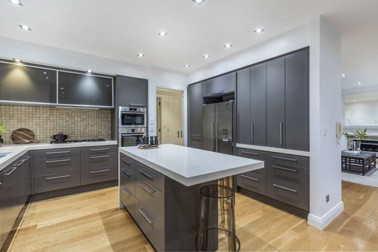 270 Hurstmere Road Takapuna_10