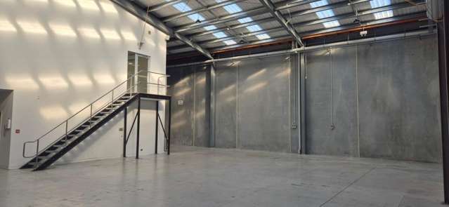 9 Oxford Mews (307 Queen Street) Richmond_4