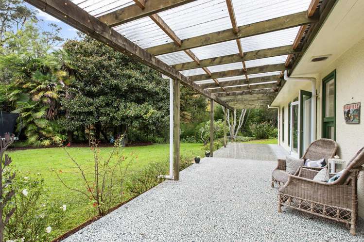 646 West Coast Road Oratia_17