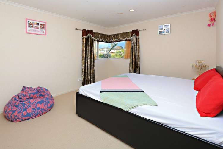 3 Friar Close Flat Bush_10