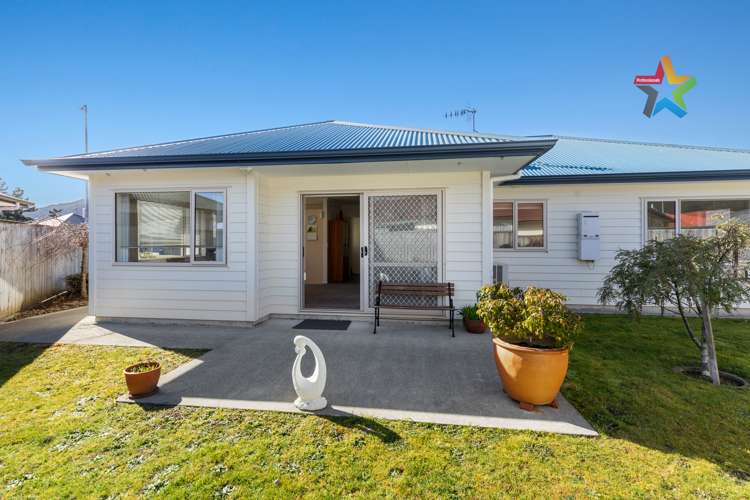14 Woodland Grove Wainuiomata_14