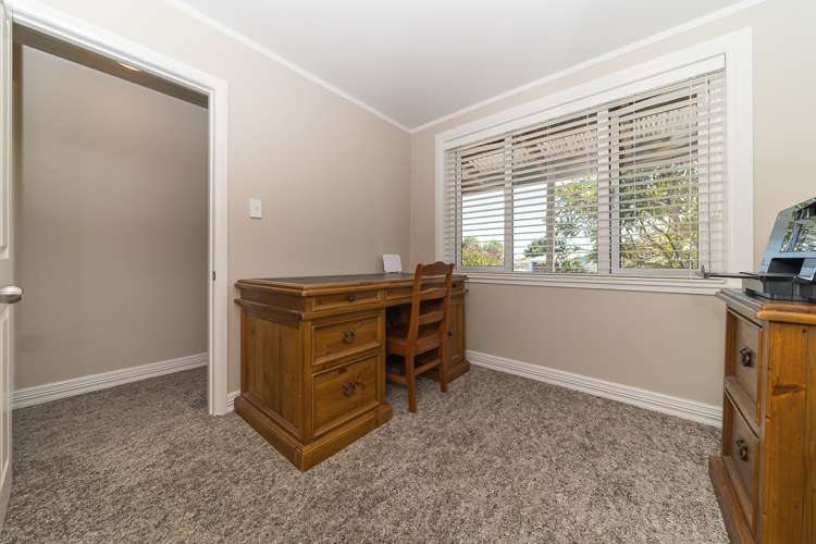 5 King Street Halcombe_15