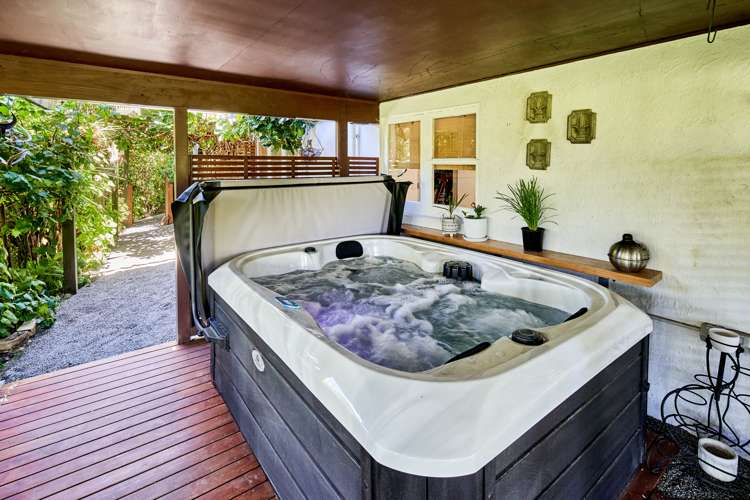 60 Pomare Road Tirohanga_24