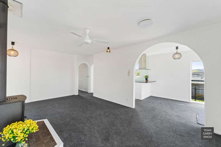 10 Leatham Crescent Opaheke_10