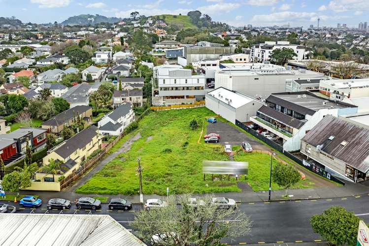 5,7,9 Clonbern Road_1