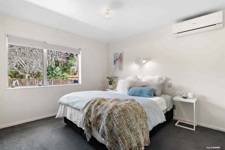 41b Tirimoana Road Te Atatu South_11