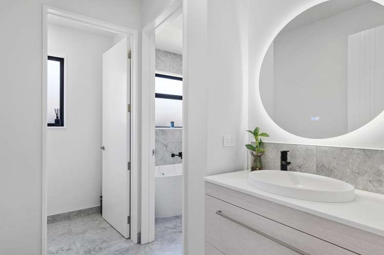 51 Candlesticks Crescent Lincoln_15