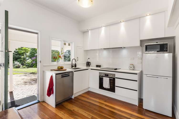4 Parkhill Road Morningside_7