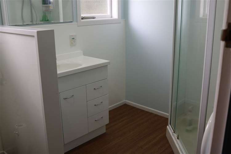 8 Walmsley Crescent Paeroa_11