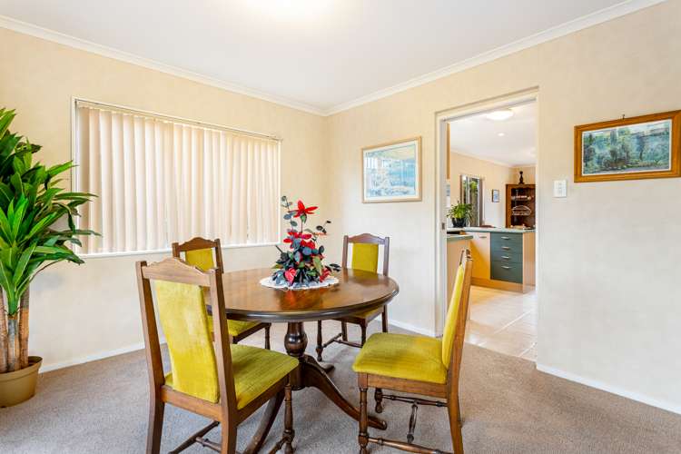 2 Chettle Court New Lynn_12