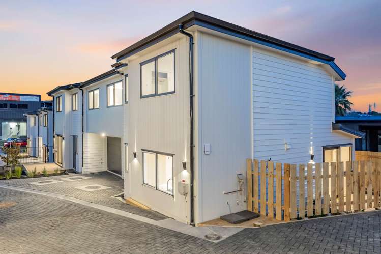 Lot 2/3 Commodore Drive Lynfield_25