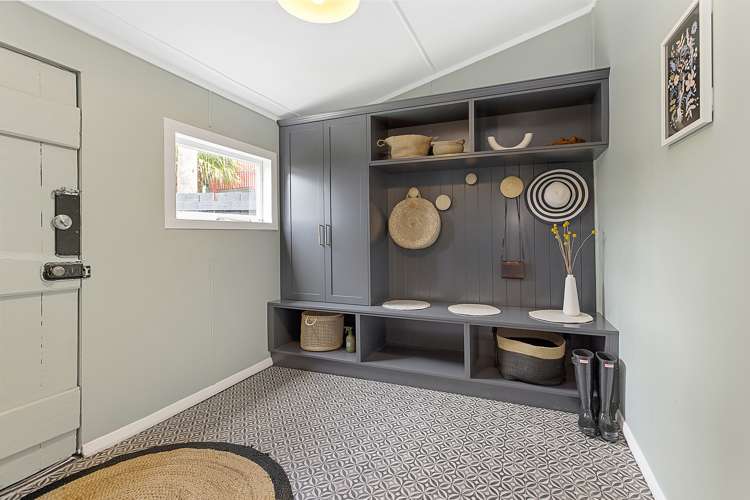 29 Donald Mclean Street Newtown_13