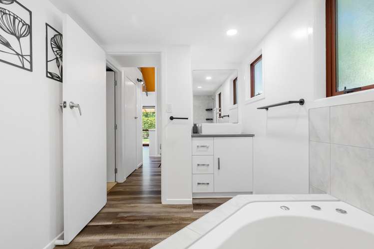 17 Sunset Street Hilltop_14