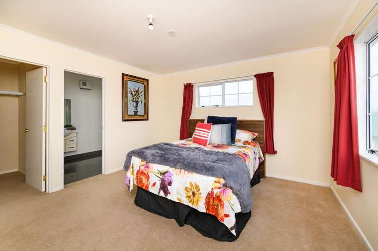 2 Rosebank Avenue Kelvin Grove_22