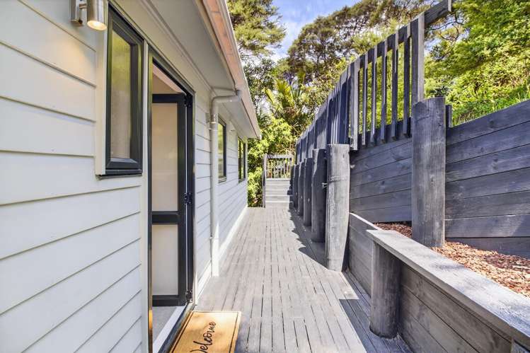 68 Waiheke Road_2