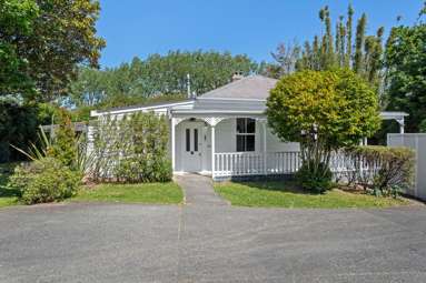 2 Centennial Park Road_2