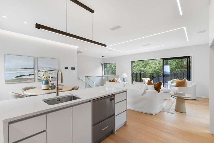 30 Ara Taha Crescent Orewa_12