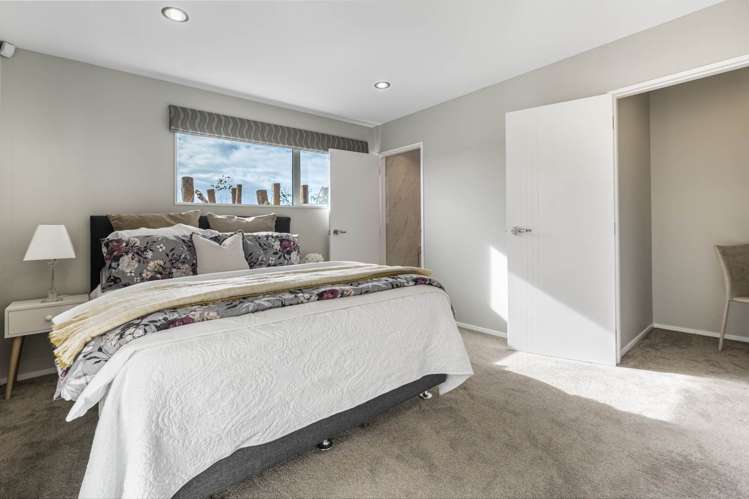 18 Celeste Place Totara Vale_13