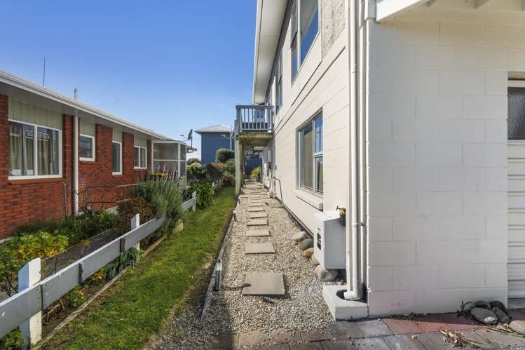 2/75 Belt Road New Plymouth Central_32