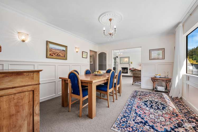 2 Lady Bell Grove Lowry Bay_5