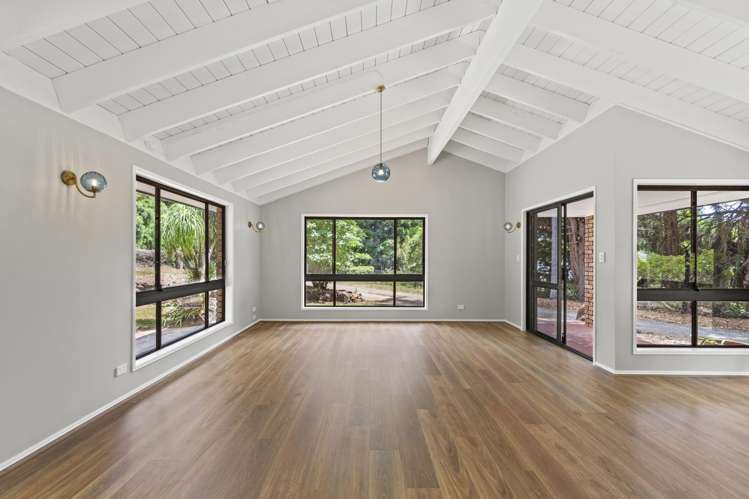 9-11 Manika Court Tamborine Mountain_10