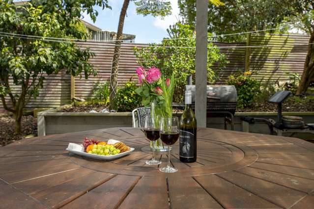 38 Charntay Avenue Clover Park_4