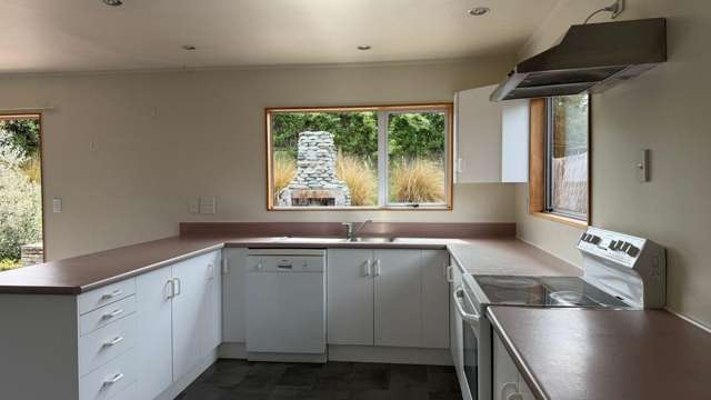  672 Peninsula Road Kelvin Heights_2