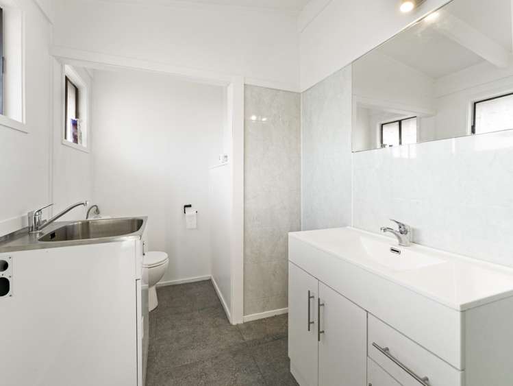 2/14 Idlewild Avenue Mangere_9