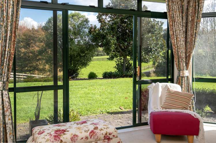 384 Clifton Road Whitford_12