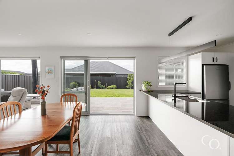 36 Arbuckle Road Frimley_4