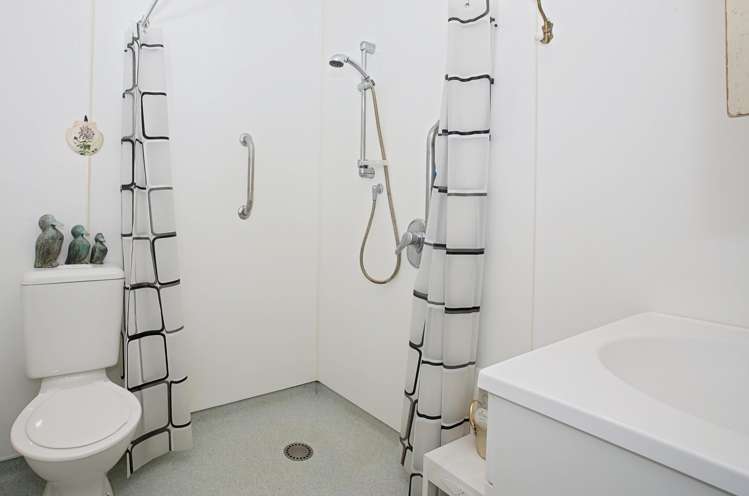 123 Walker Street Riverton_11