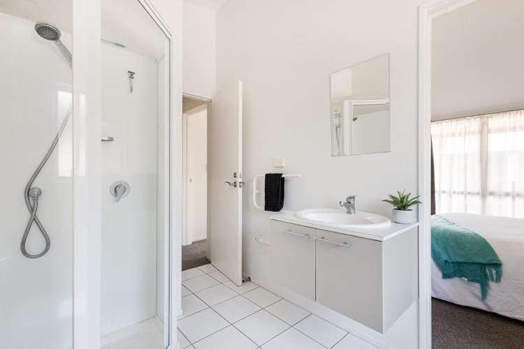 12 Rochdale Way Stoke_12