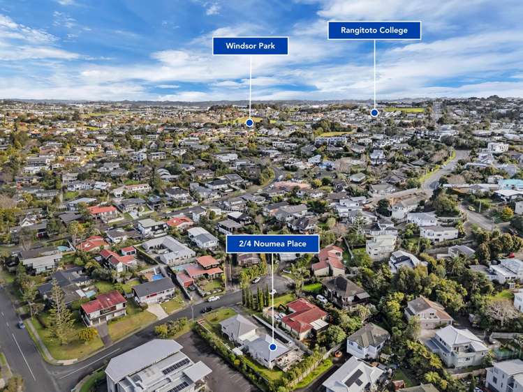 2/4 Noumea Place Mairangi Bay_17