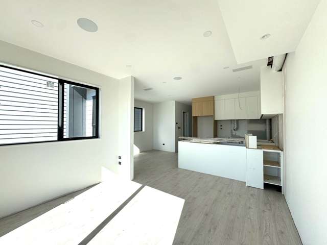 2/73 Te Taruna Drive Milldale_1