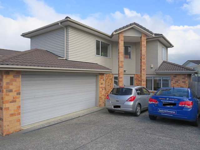 Spacious Brick & Tile Home – A Hidden Treasure!