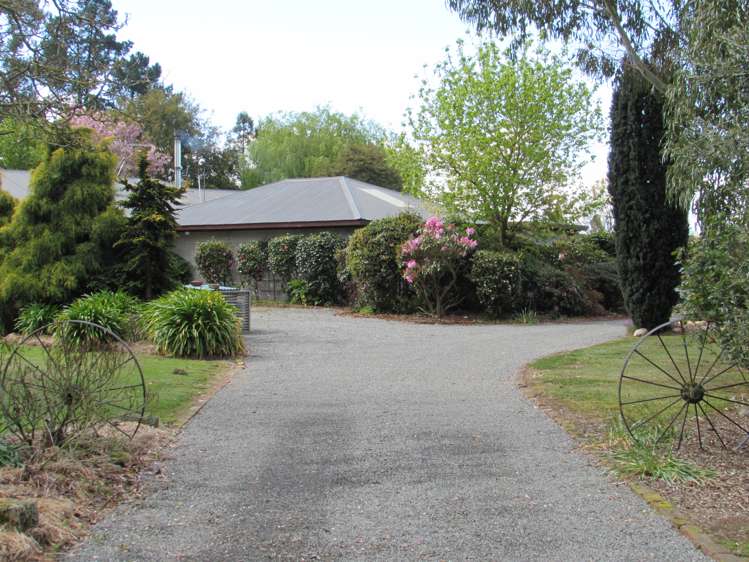 218 Racecourse Road Allenton_12