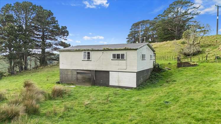 1535 Taumatamaire Road Awakino_19