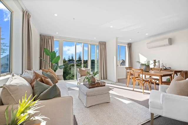 15 Centreway Road Orewa_1