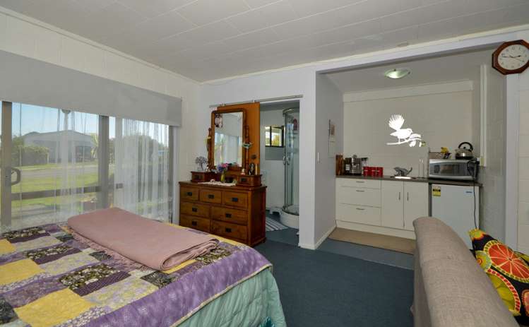 28 Kaka Street Ahipara_21