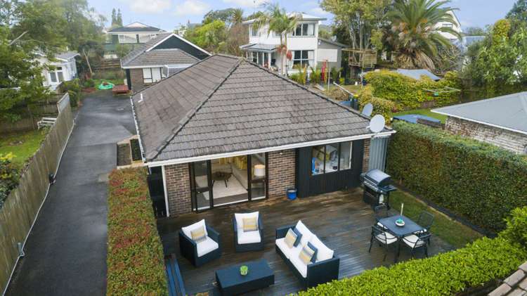 3/4 Fraser Road Narrow Neck_13