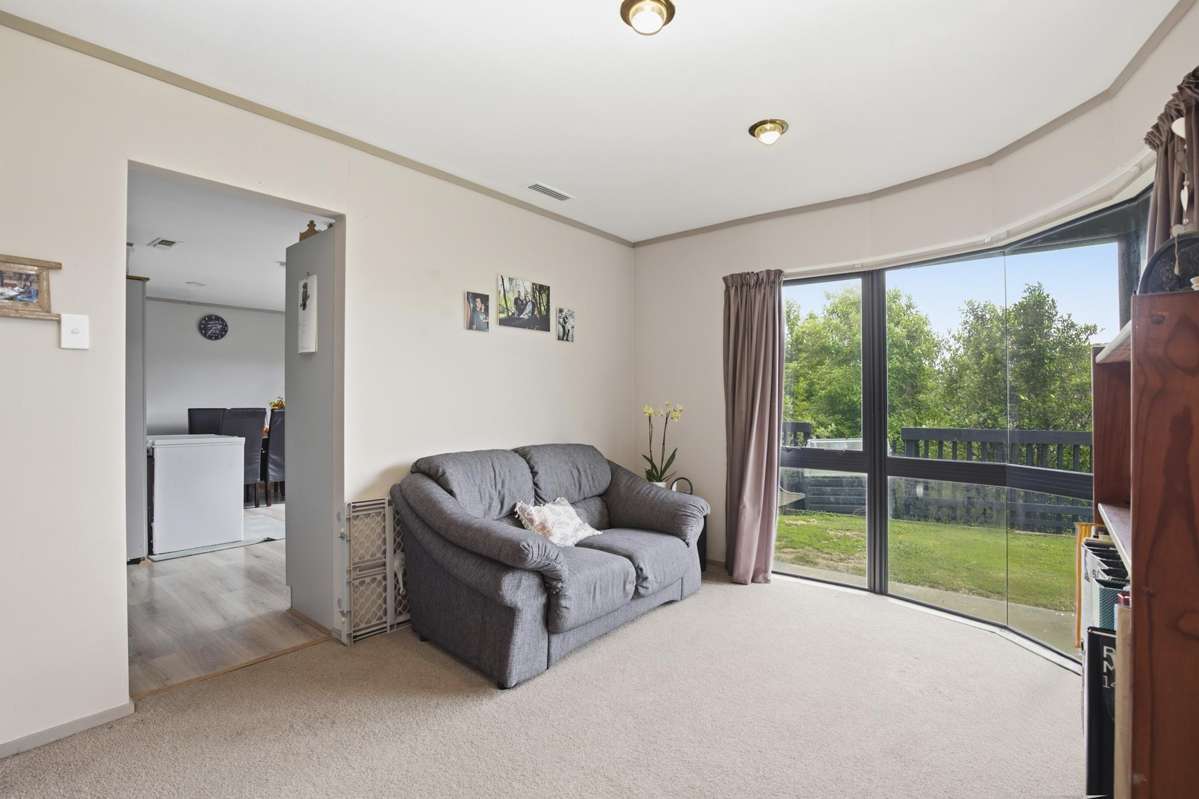 2/18 Sailmaker Close_2