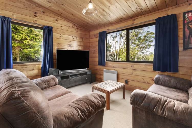 56 David Crescent Karori_7