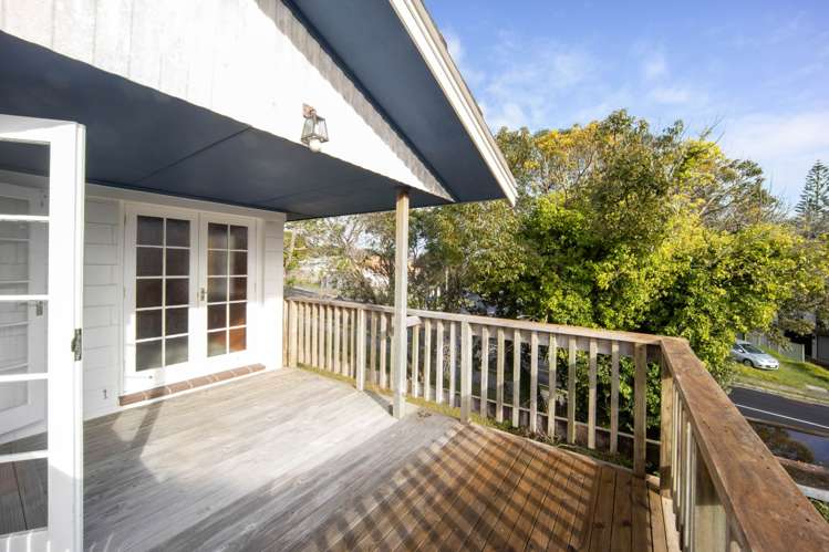 36 Commodore Drive Lynfield_21